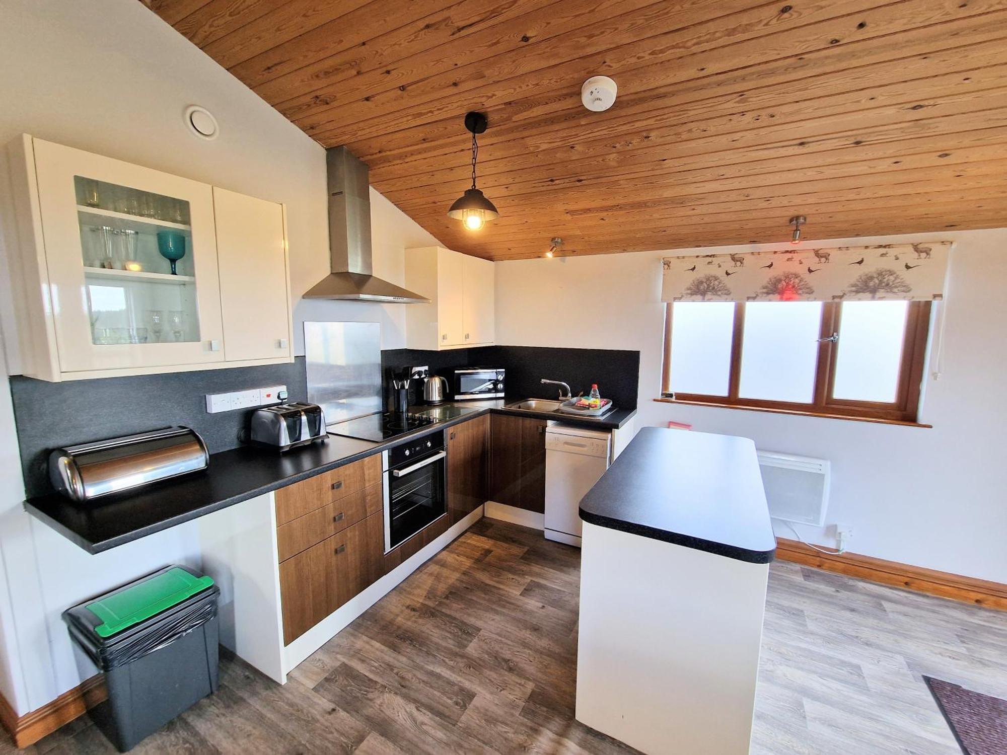 Ochil 8 With Private Hot Tub - Fife - Loch Leven - Lomond Hills Villa Kelty Exterior foto